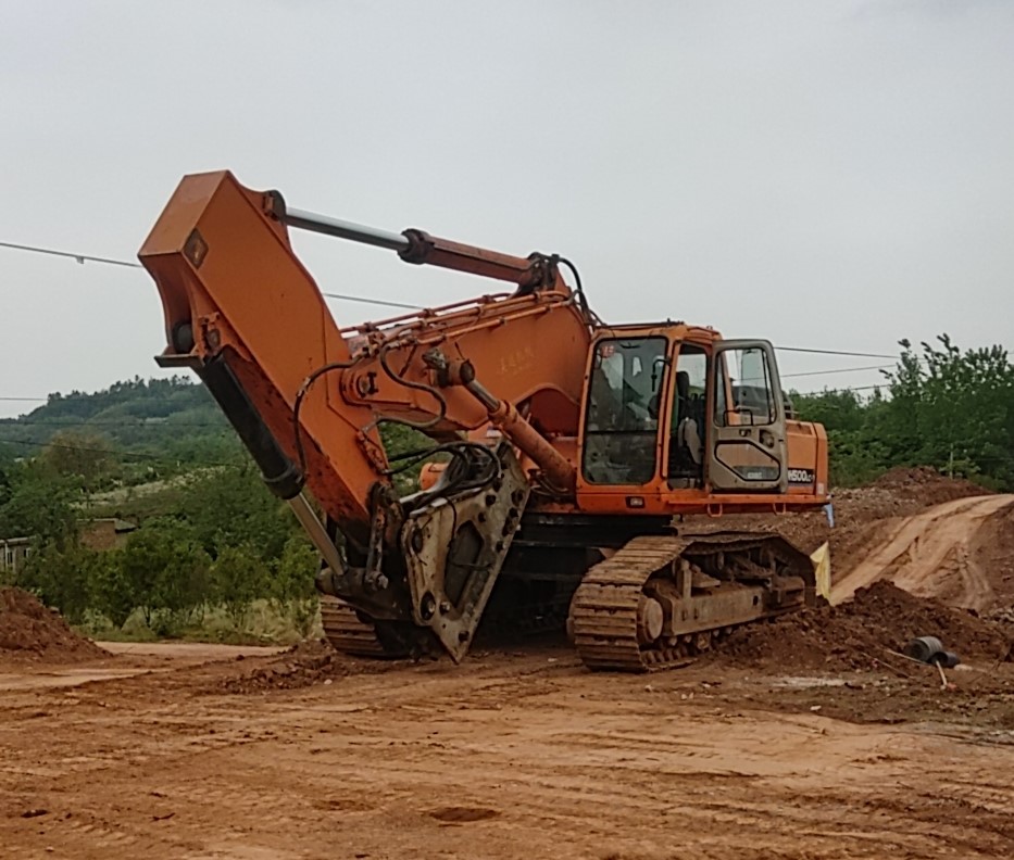 钩机和挖掘机有什么不同？